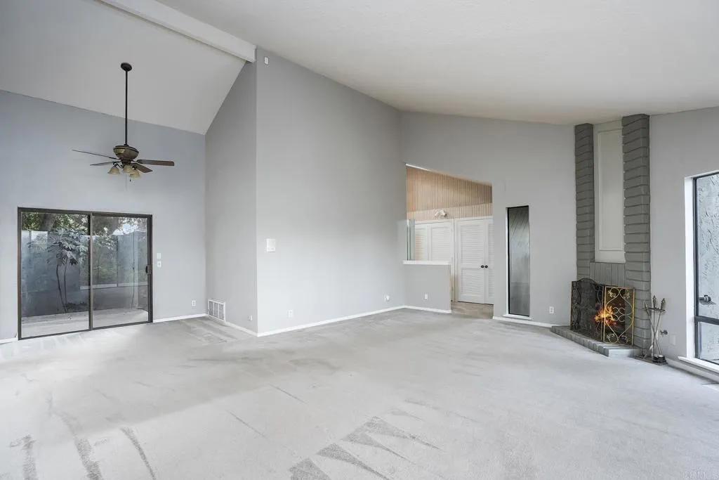 https://cdn.realtyfeed.com/cdn/127/306725245/8c8d940ddd8a05cc54ad1a061647337c.webp