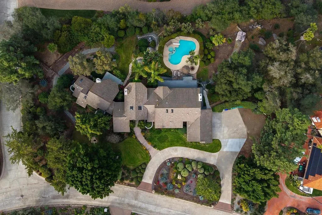 https://cdn.realtyfeed.com/cdn/127/306725245/cca3d05c99c0d66c7235d59b5b4eac20.webp