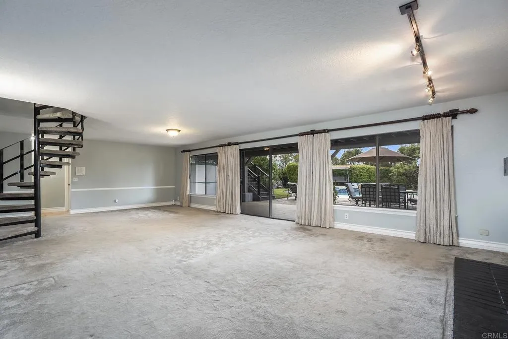 https://cdn.realtyfeed.com/cdn/127/306725245/d569de6c8e282bc77cd191b4e853aaf3.webp