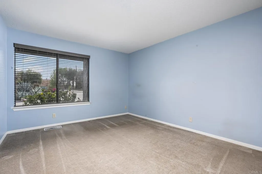 https://cdn.realtyfeed.com/cdn/127/306725245/e318ce025c3fc15c41c7f195e0b73f00.webp