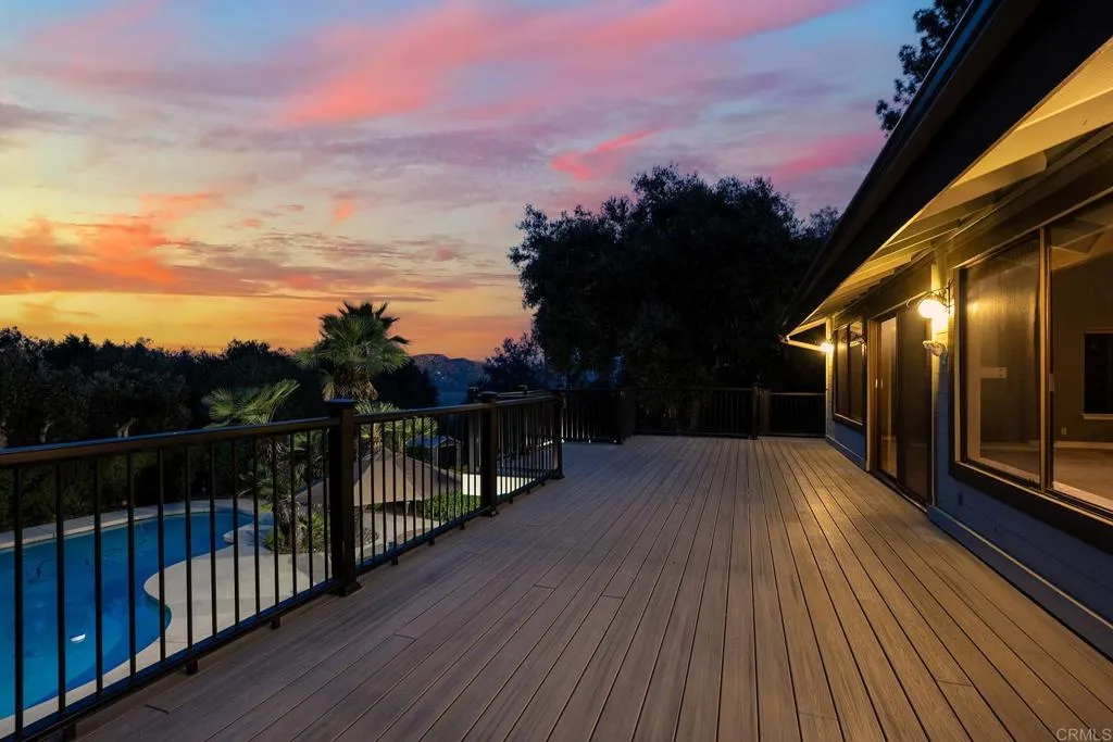 https://cdn.realtyfeed.com/cdn/127/306725245/ebb161767fd71f8bf2f2d71cf8383a65.webp