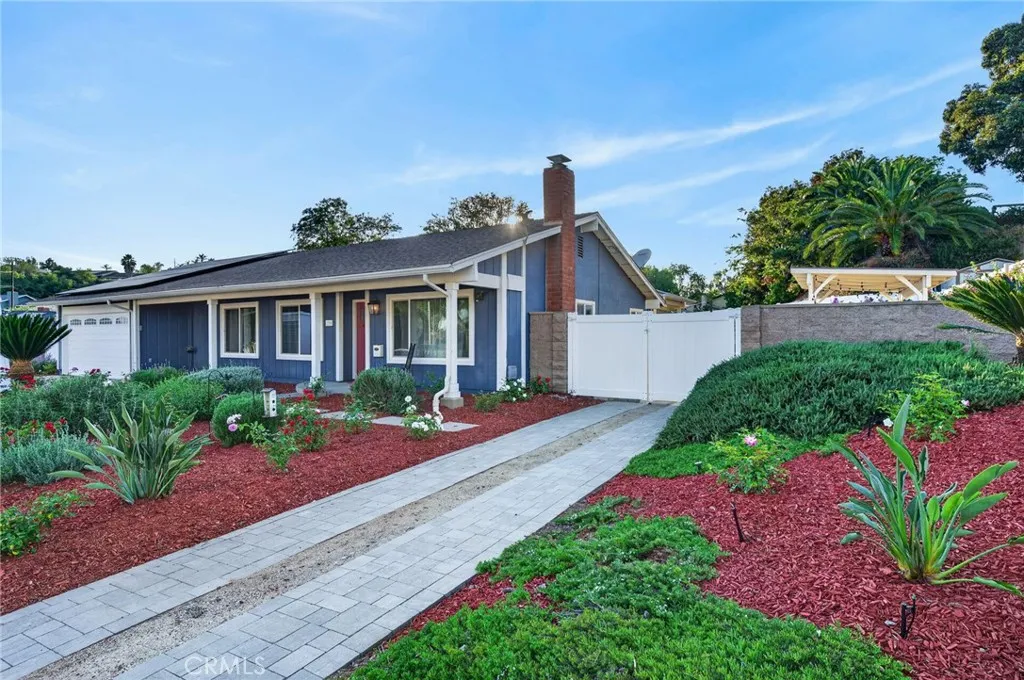 https://cdn.realtyfeed.com/cdn/127/306725247/43158fea2953ffc305c4cab83f6ab11f.webp