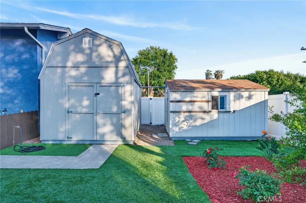 https://cdn.realtyfeed.com/cdn/127/306725247/7fa9a5f3fca554c4df0f73c96713b8c3.webp