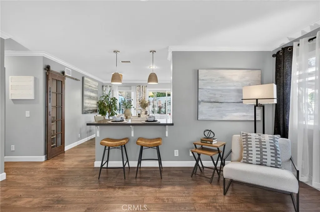 https://cdn.realtyfeed.com/cdn/127/306725247/807850a8169676f1f9b7183ce517851a.webp