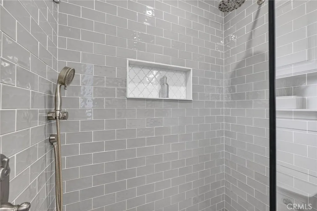 https://cdn.realtyfeed.com/cdn/127/306725247/8d4a61d77223d15473ef77509a272991.webp