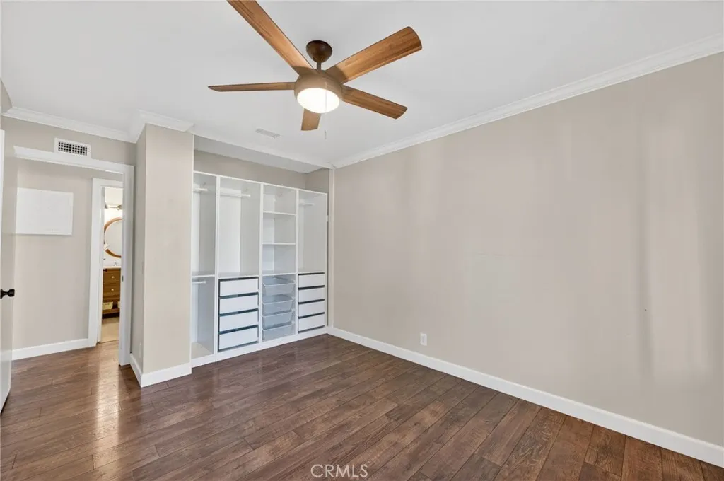 https://cdn.realtyfeed.com/cdn/127/306725247/be4b4c410d6f44fc287faf53b6239289.webp