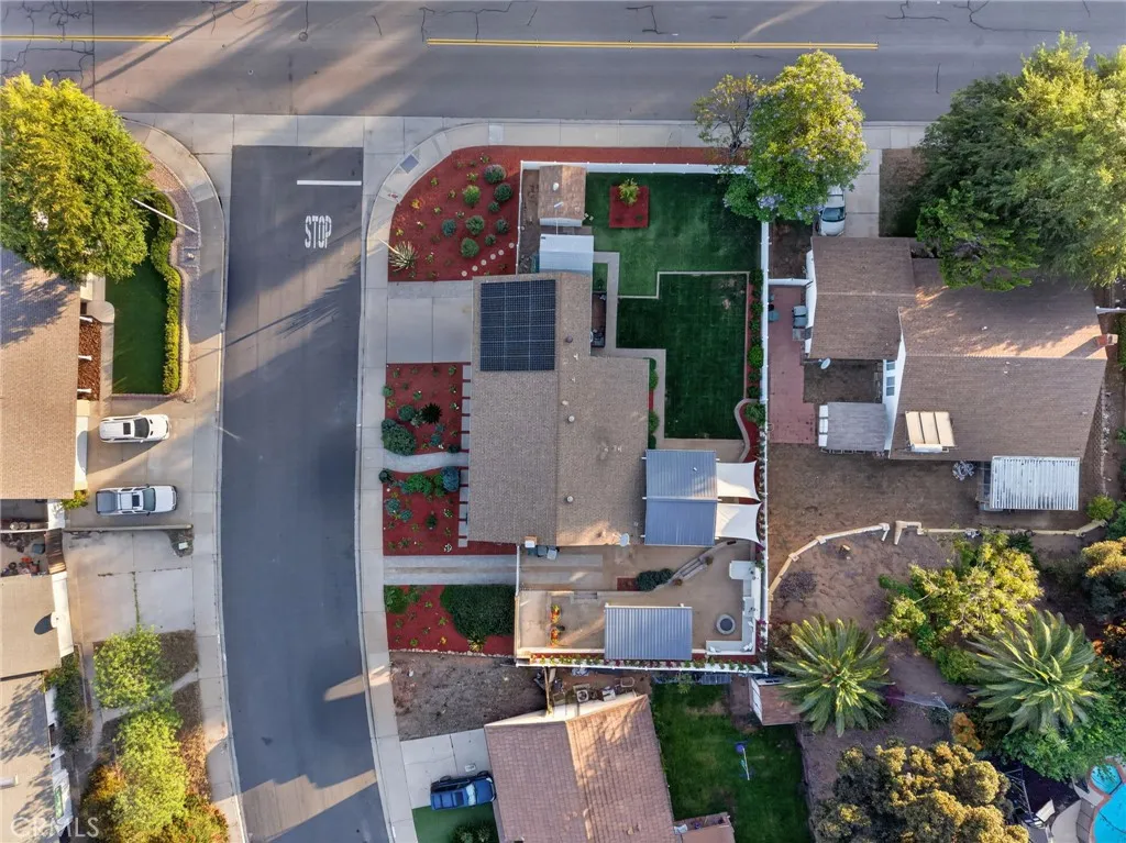 https://cdn.realtyfeed.com/cdn/127/306725247/de7d438bfdd07a6e6917486d8c23d1e0.webp