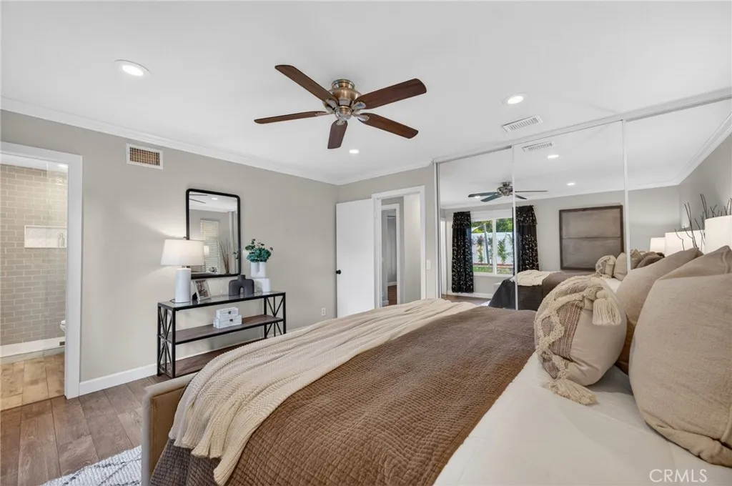 https://cdn.realtyfeed.com/cdn/127/306725247/ed0c2a8b743b4001ddac91c15ceb10ec.webp