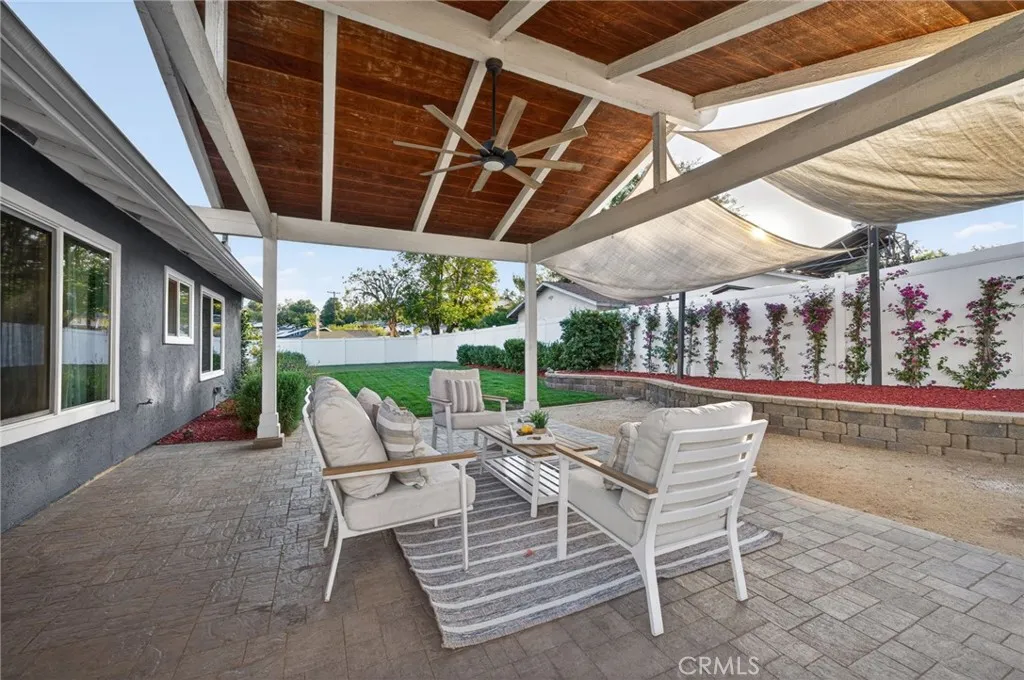 https://cdn.realtyfeed.com/cdn/127/306725247/f23e356ae5b034d747bd9c299bcbaf11.webp