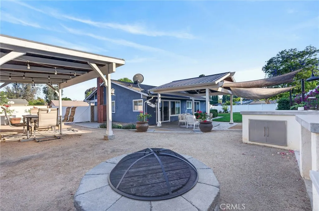 https://cdn.realtyfeed.com/cdn/127/306725247/fdcdfcc5b3448506496b2903c932e022.webp