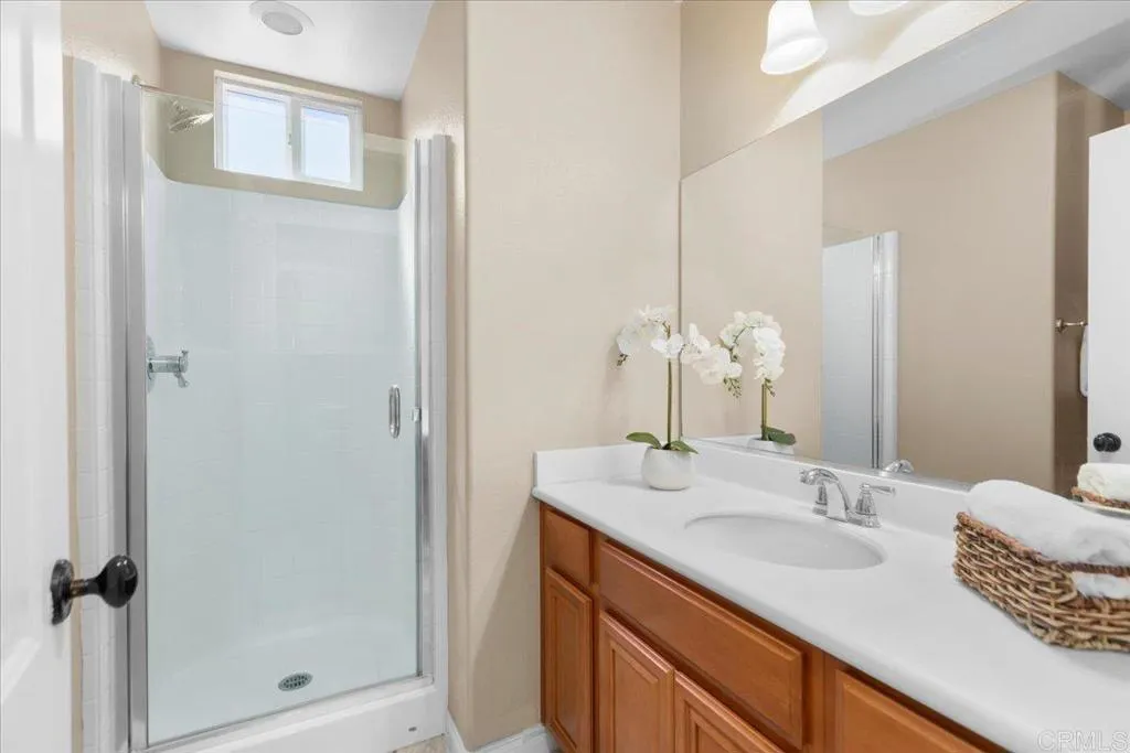 https://cdn.realtyfeed.com/cdn/127/306725259/54f16a360c4b61ae45770503e428ae6b.webp