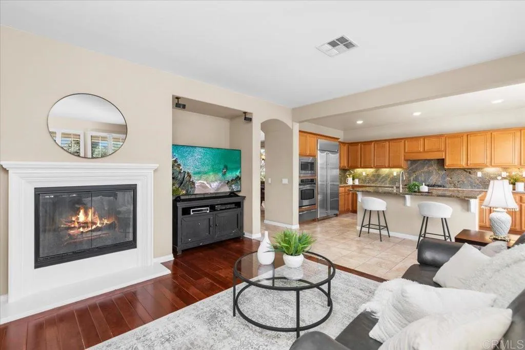https://cdn.realtyfeed.com/cdn/127/306725259/b6b90b8629cbd2a7be4e4ec2704be65c.webp