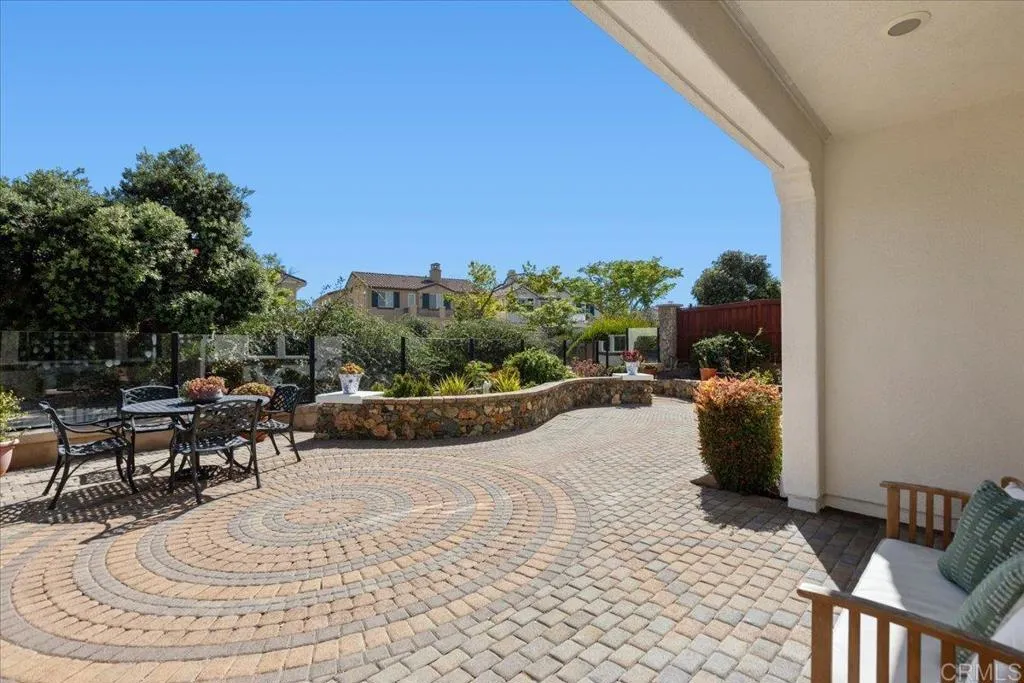 https://cdn.realtyfeed.com/cdn/127/306725259/c7096b1fc67fc1adb64bc5f917b40ee2.webp