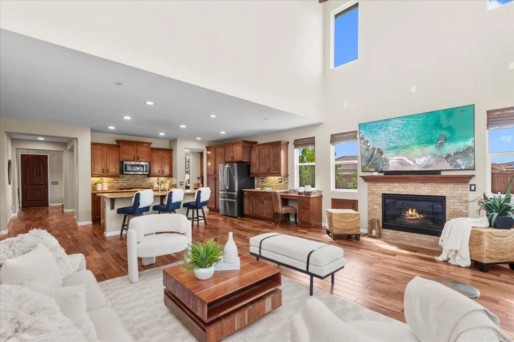 https://cdn.realtyfeed.com/cdn/127/306725261/0cc034f68c07ad2fcd12831324dd5541.webp
