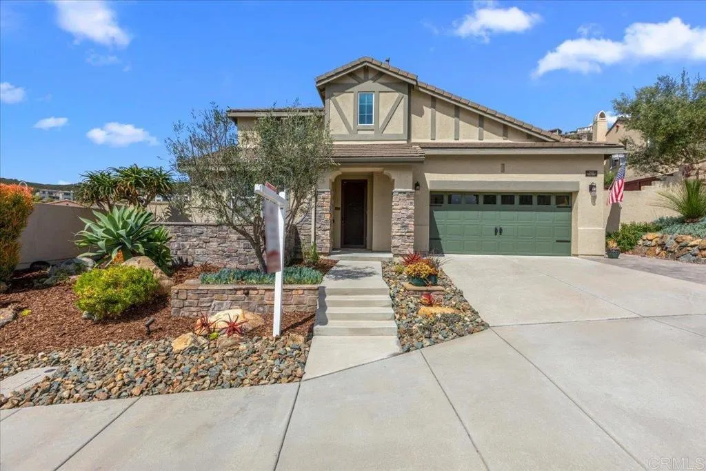 https://cdn.realtyfeed.com/cdn/127/306725261/62067d00a81ecda8f64901e89b8d98c7.webp