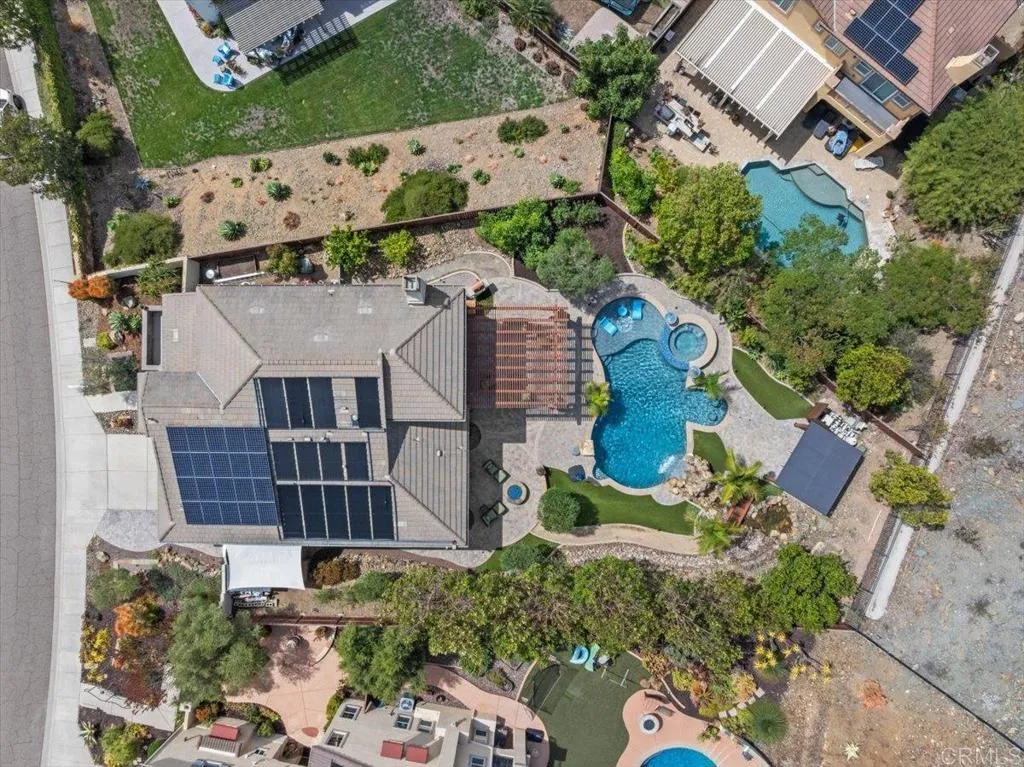 https://cdn.realtyfeed.com/cdn/127/306725261/8f888857dc11bca34067377ae7645bbb.webp