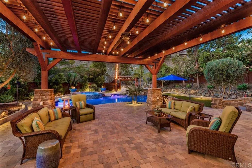 https://cdn.realtyfeed.com/cdn/127/306725261/e6dca1421d0f16dbcd6d6ba973b457d5.webp