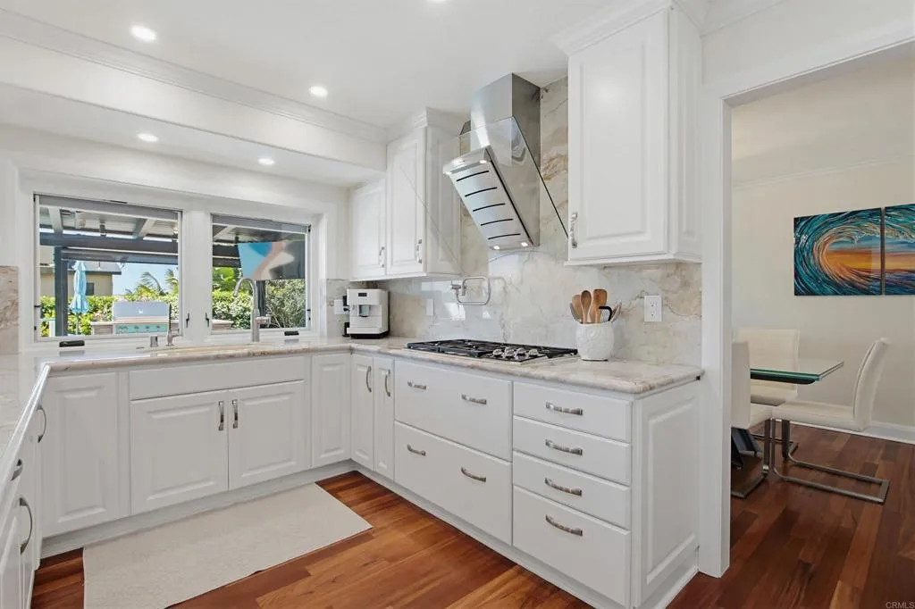 https://cdn.realtyfeed.com/cdn/127/306725262/53d413b532f2bf107547d4a63706dc69.webp