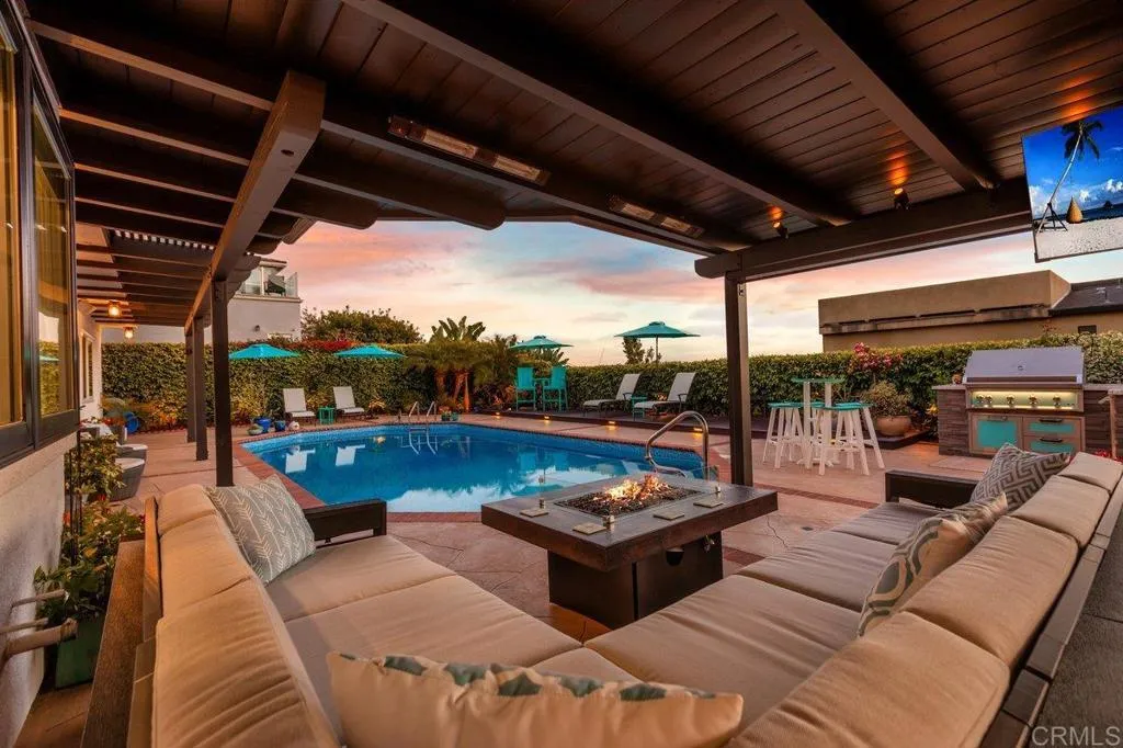 https://cdn.realtyfeed.com/cdn/127/306725262/74db7e1cc0c86fa5fc967d9fb6808c51.webp