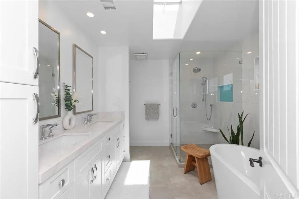 https://cdn.realtyfeed.com/cdn/127/306725262/7b765f5d21d34f06c83fa1e9d9df9843.webp