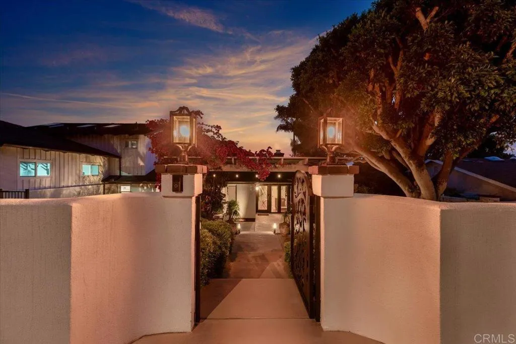 https://cdn.realtyfeed.com/cdn/127/306725262/e3bdec98d2a12eac44d8adf0781cb7a5.webp