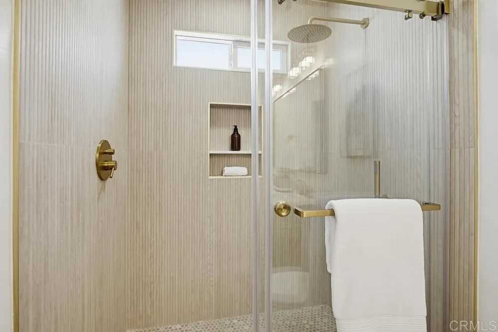 https://cdn.realtyfeed.com/cdn/127/306725269/44e135c6e4101079d5ff109e8a309256.webp