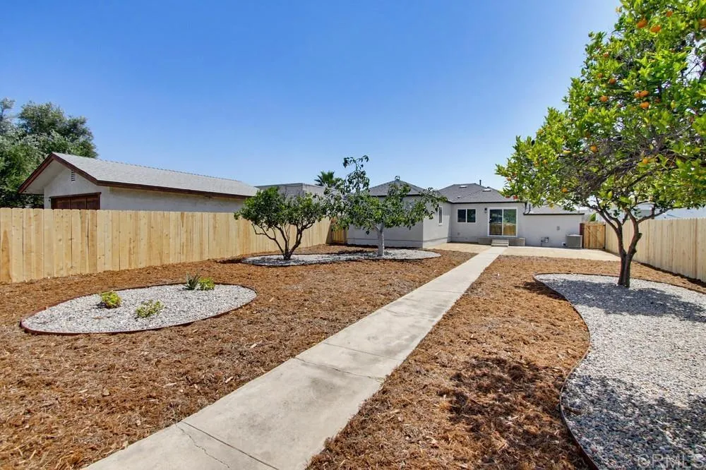 https://cdn.realtyfeed.com/cdn/127/306725269/ce6ca9fd3b917d353023d5ab33a29f8f.webp