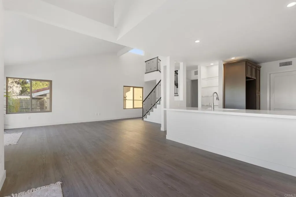 https://cdn.realtyfeed.com/cdn/127/306725324/661b23127fc382747a32984c03addcd1.webp