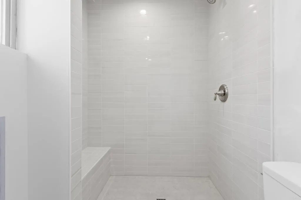 https://cdn.realtyfeed.com/cdn/127/306725324/6b3b9564f82d36556a83c465ada3d958.webp
