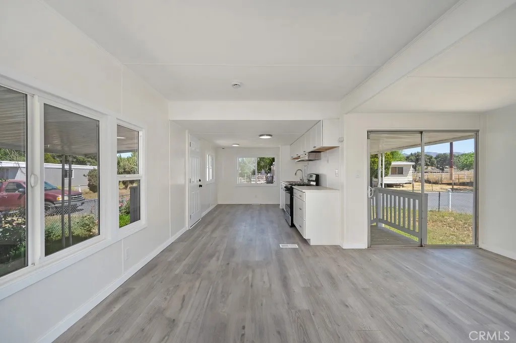https://cdn.realtyfeed.com/cdn/127/306725339/470ceb9a1e4d447c5b9aae4b6a128db2.webp