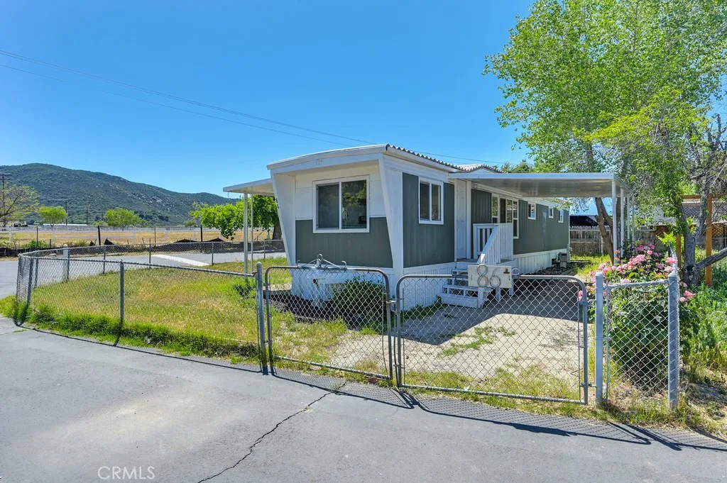 https://cdn.realtyfeed.com/cdn/127/306725339/4ad8e2357990d0017ec5626f6481be50.webp