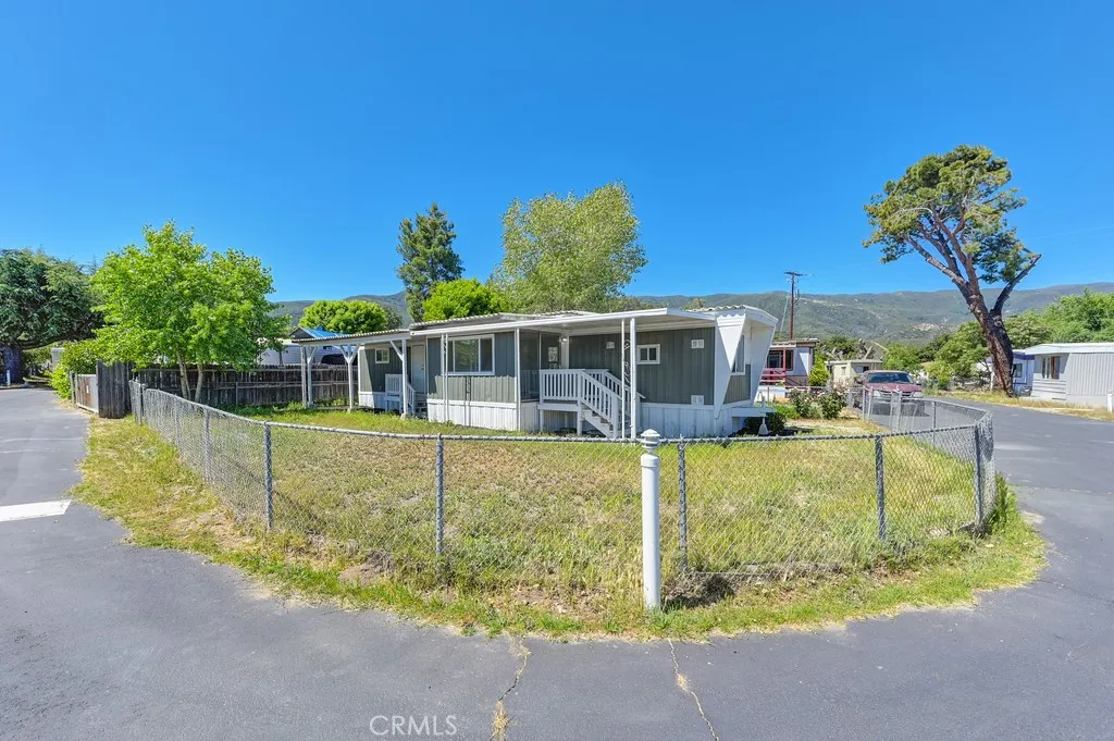 https://cdn.realtyfeed.com/cdn/127/306725339/7ece6ceda84c0fed0141ee46a770963e.webp