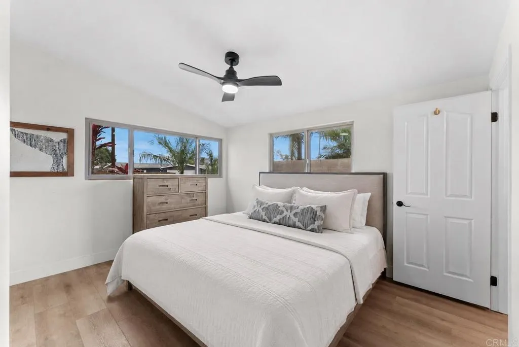 https://cdn.realtyfeed.com/cdn/127/306725344/3727c3b3d67afbf5ce529b825543ddff.webp