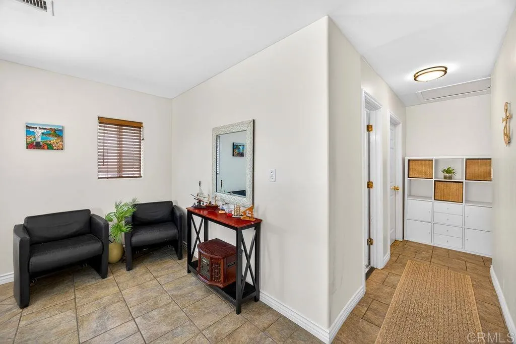 https://cdn.realtyfeed.com/cdn/127/306725346/b4d0319b8dd0cf46abce1a54c024b2c5.webp