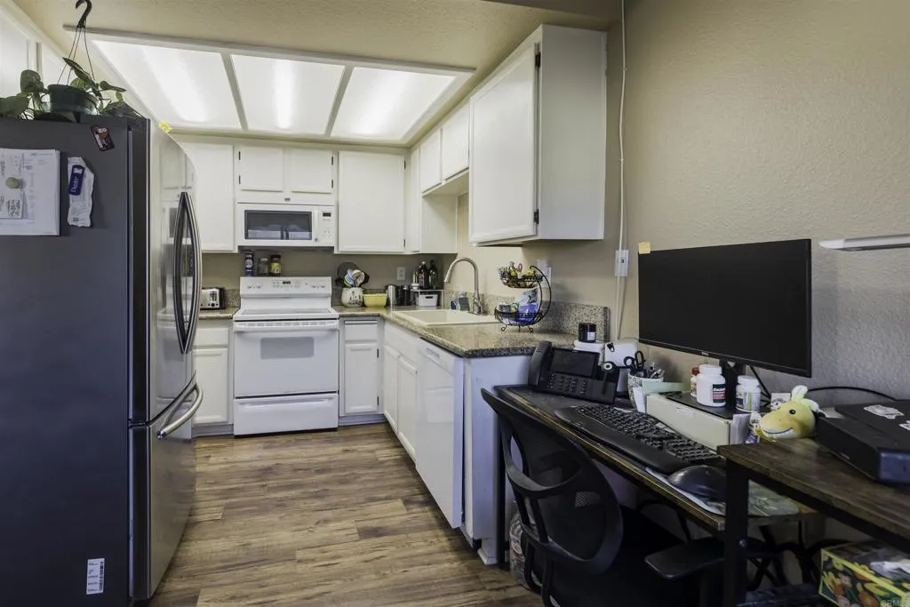 Photo #2: PTP2603935 Listing: Photo #2