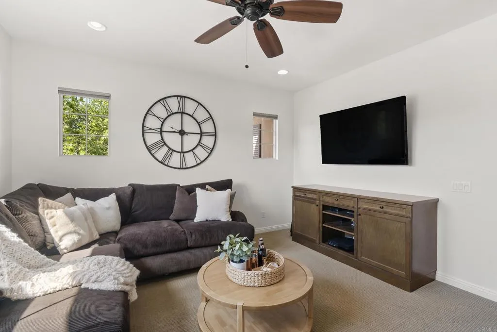 https://cdn.realtyfeed.com/cdn/127/306725464/29405a43e6b8ff5fb79da58b0a6a8441.webp