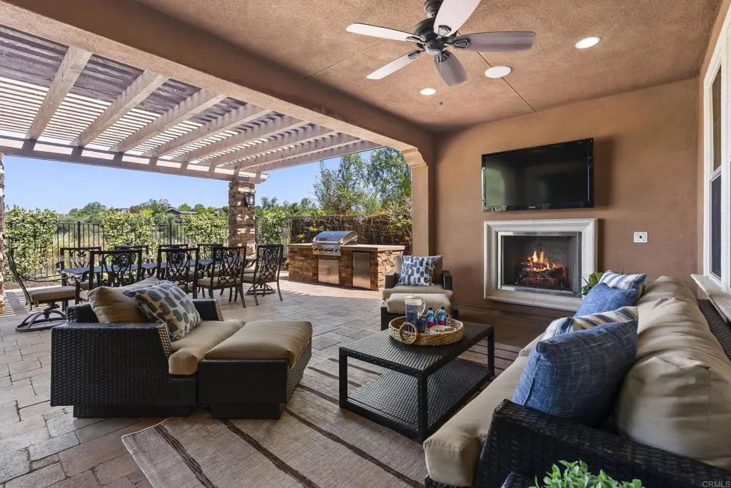 https://cdn.realtyfeed.com/cdn/127/306725464/40132bc19708d723c323372c6c77f221.webp