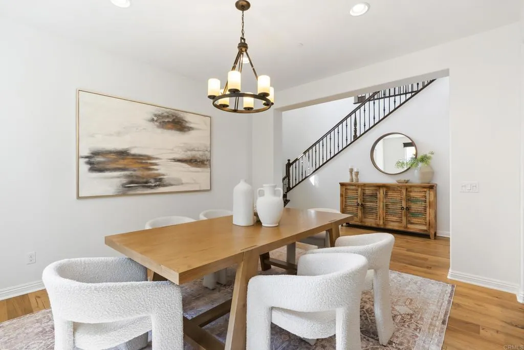 https://cdn.realtyfeed.com/cdn/127/306725464/5d47d523cd3dd057e456f9deea11aa28.webp