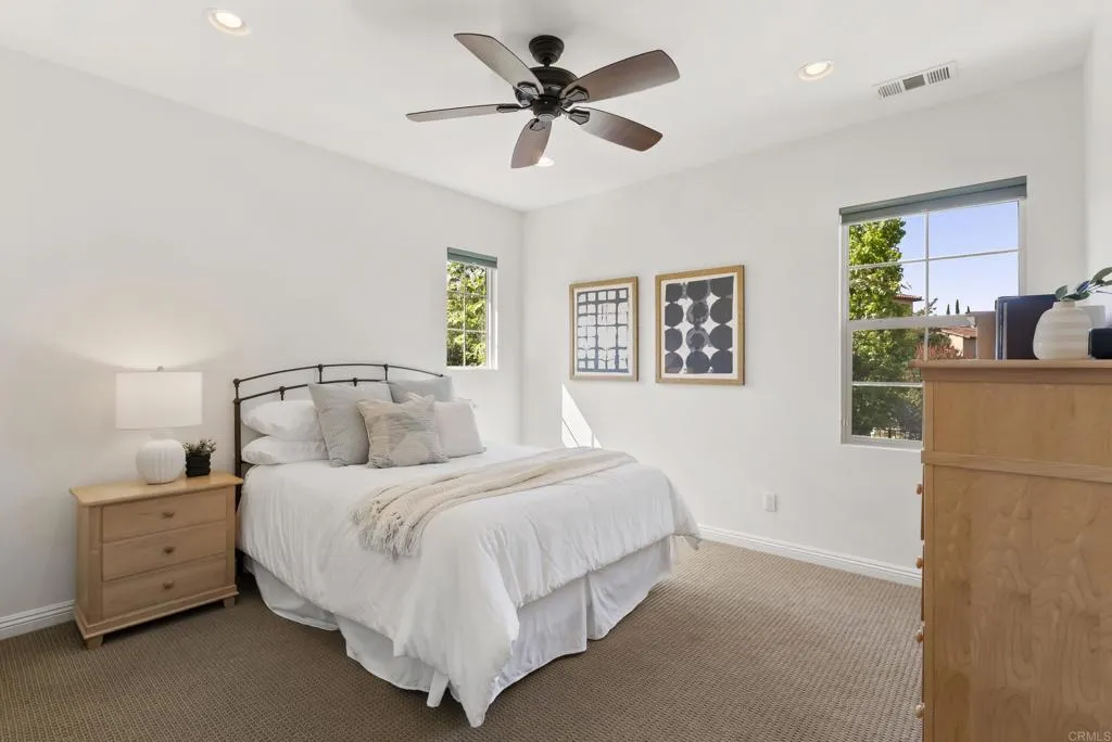 https://cdn.realtyfeed.com/cdn/127/306725464/da7faac643e1a34624e5996e0618eccf.webp