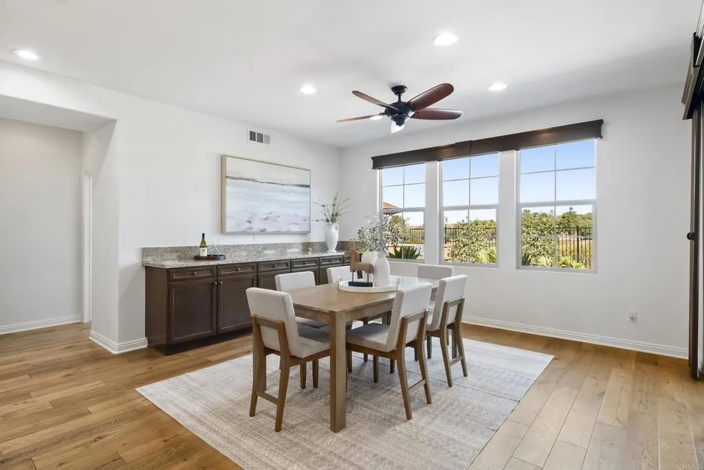 https://cdn.realtyfeed.com/cdn/127/306725464/ef9cb1fc886532e7de474d443abbe25c.webp