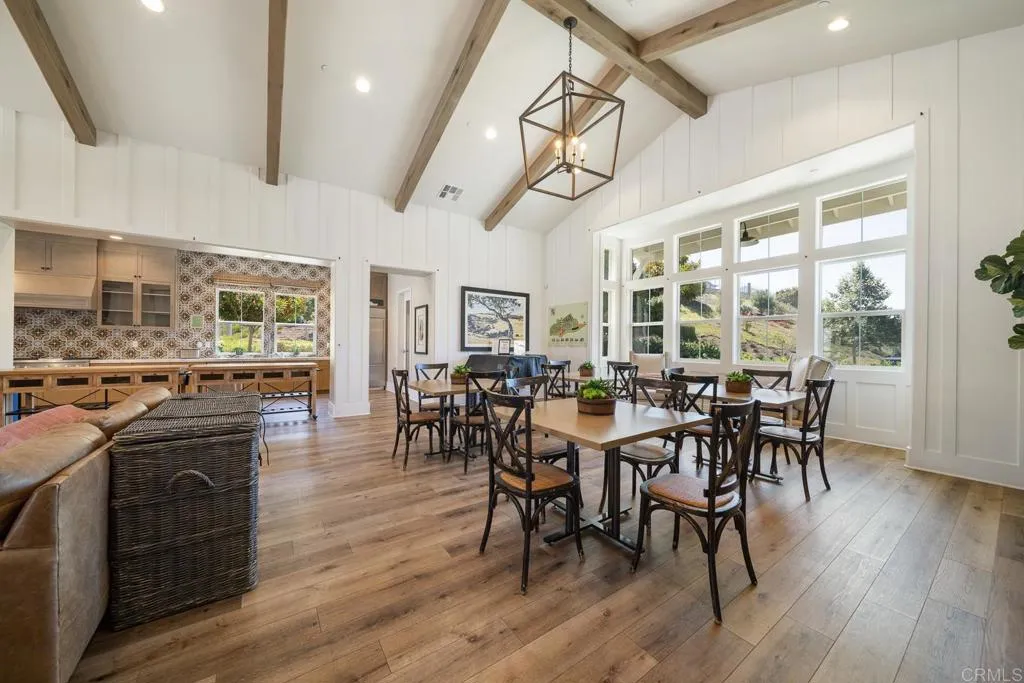 https://cdn.realtyfeed.com/cdn/127/306725467/2c6eb68b6ef4ef04ae631117cbda522f.webp