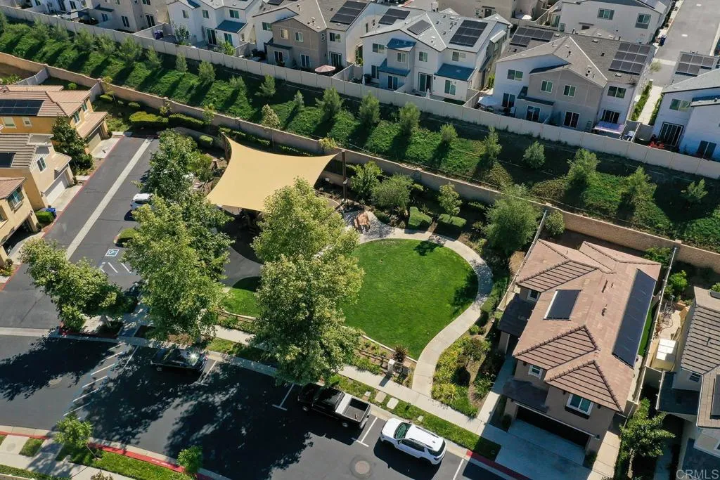 https://cdn.realtyfeed.com/cdn/127/306725467/3860dd7b8e3881f4180d2f36221f53ef.webp