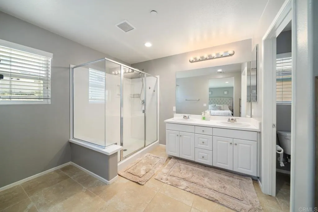 https://cdn.realtyfeed.com/cdn/127/306725467/7b7eed4f98f9d948ffa2284fb83bb11d.webp