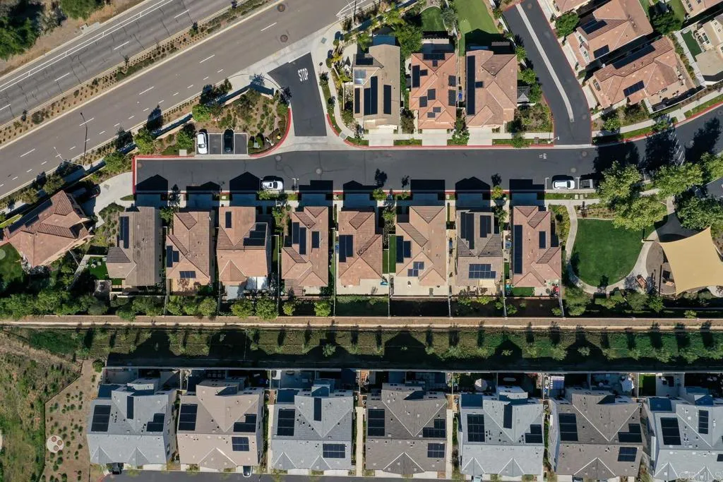 https://cdn.realtyfeed.com/cdn/127/306725467/93c8819a0baa62a9a5d1f8c4e97531ca.webp