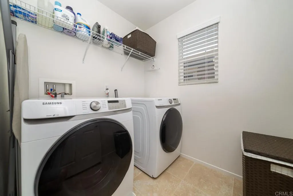 https://cdn.realtyfeed.com/cdn/127/306725467/b4e4accfca1597e5d3c75e71e73d91bd.webp