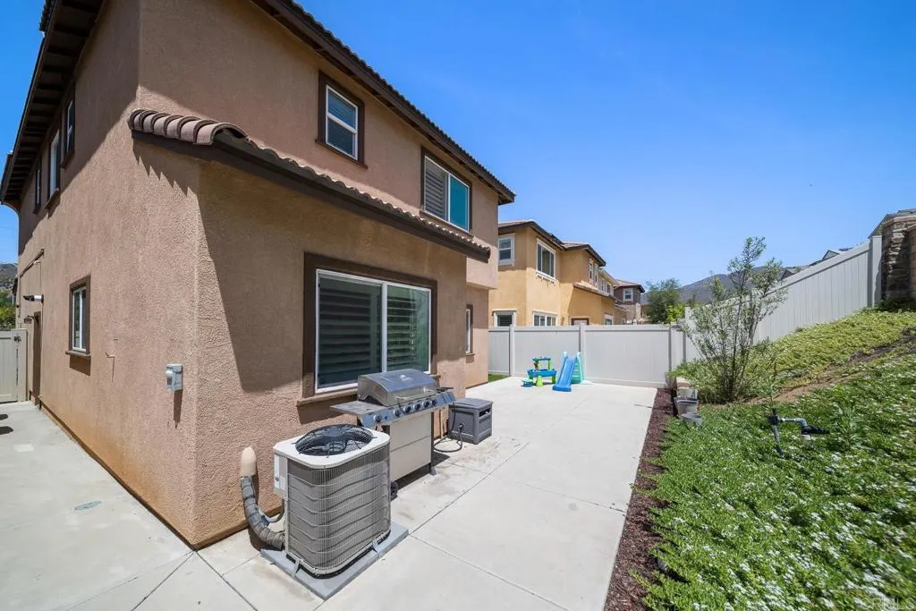 https://cdn.realtyfeed.com/cdn/127/306725467/c01c1ad68473afddea2db96131784f71.webp