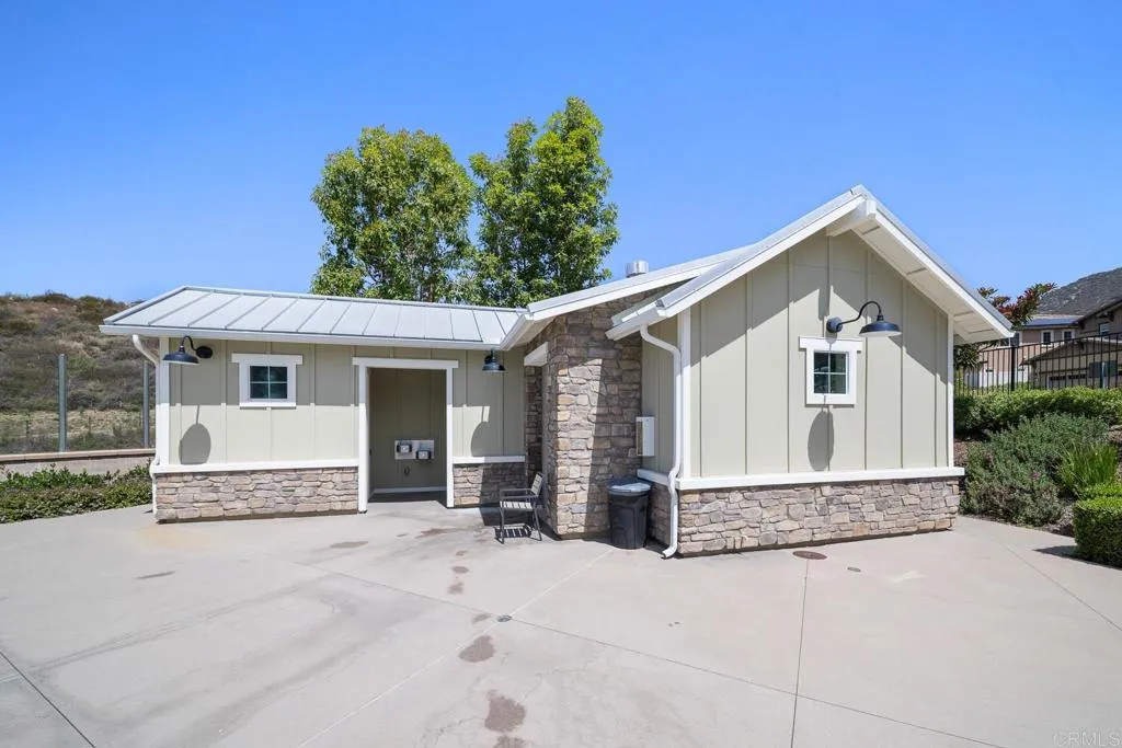 https://cdn.realtyfeed.com/cdn/127/306725467/c5223cd707d85cf8b20c533eea4800d8.webp