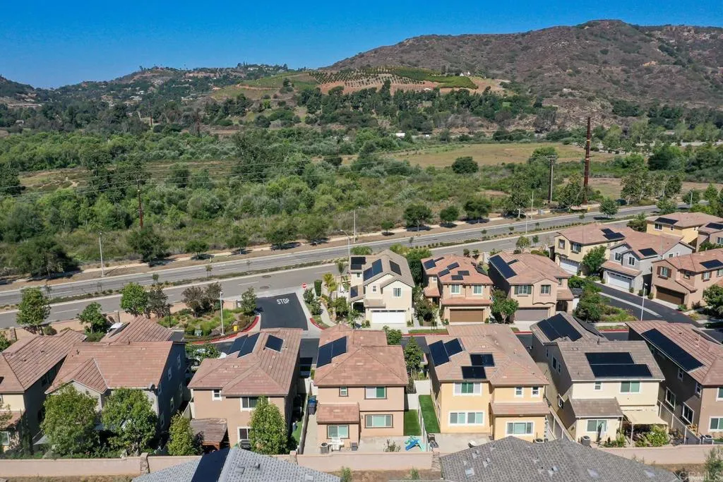 https://cdn.realtyfeed.com/cdn/127/306725467/d2e26fc5ef51283be69aa38845fe5ea0.webp