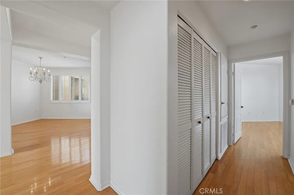 https://cdn.realtyfeed.com/cdn/127/306725515/142a58dd36a2753e201af375b32c2e15.webp