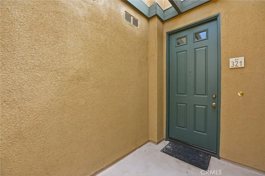https://cdn.realtyfeed.com/cdn/127/306725515/2b8fc6c24fea53b95831ca3c254f7c51.webp